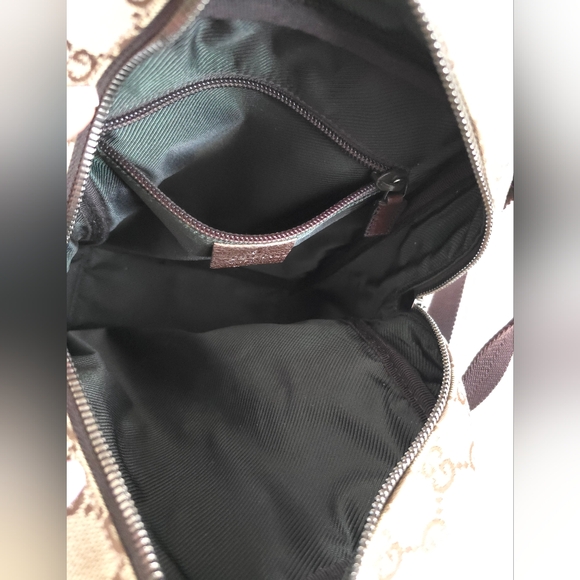 Gucci Shoulder Messenger Canvas Crossbody Bag - Picture 7 of 16